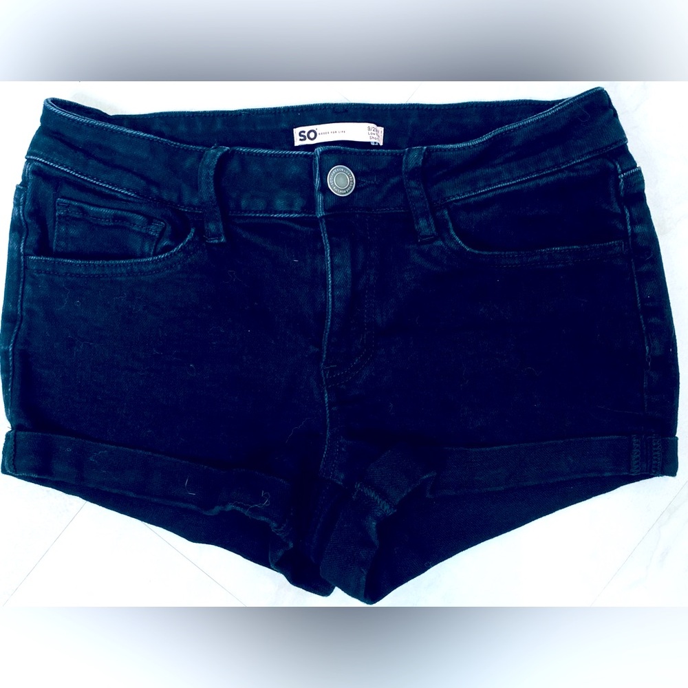 SO cuffed black low rise jean shorts. 9/29W. Like new.